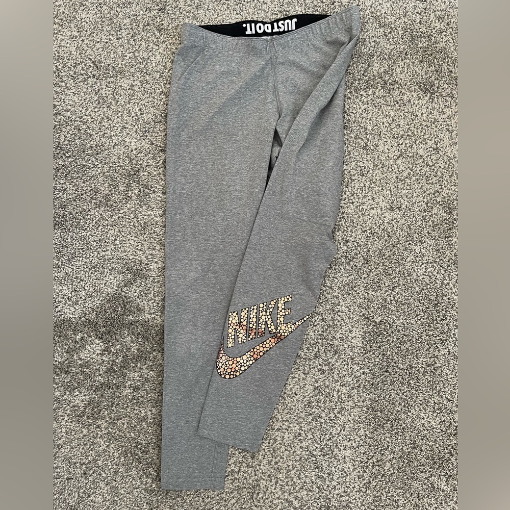Nike leggings